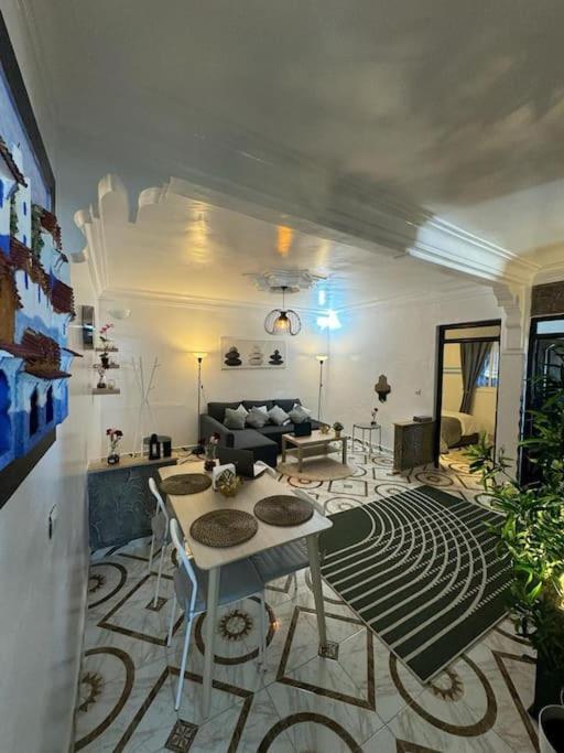 Dar Saphire Apartment เชฟชาอูน ภายนอก รูปภาพ
